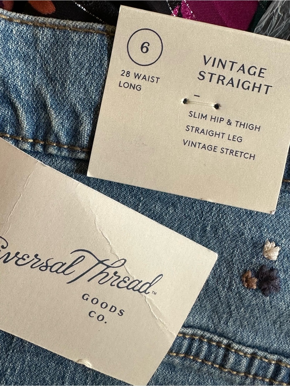 Universal Thread High-Rise Blue Jeans with Metallic Star Embellishments - Picture 5 of 6